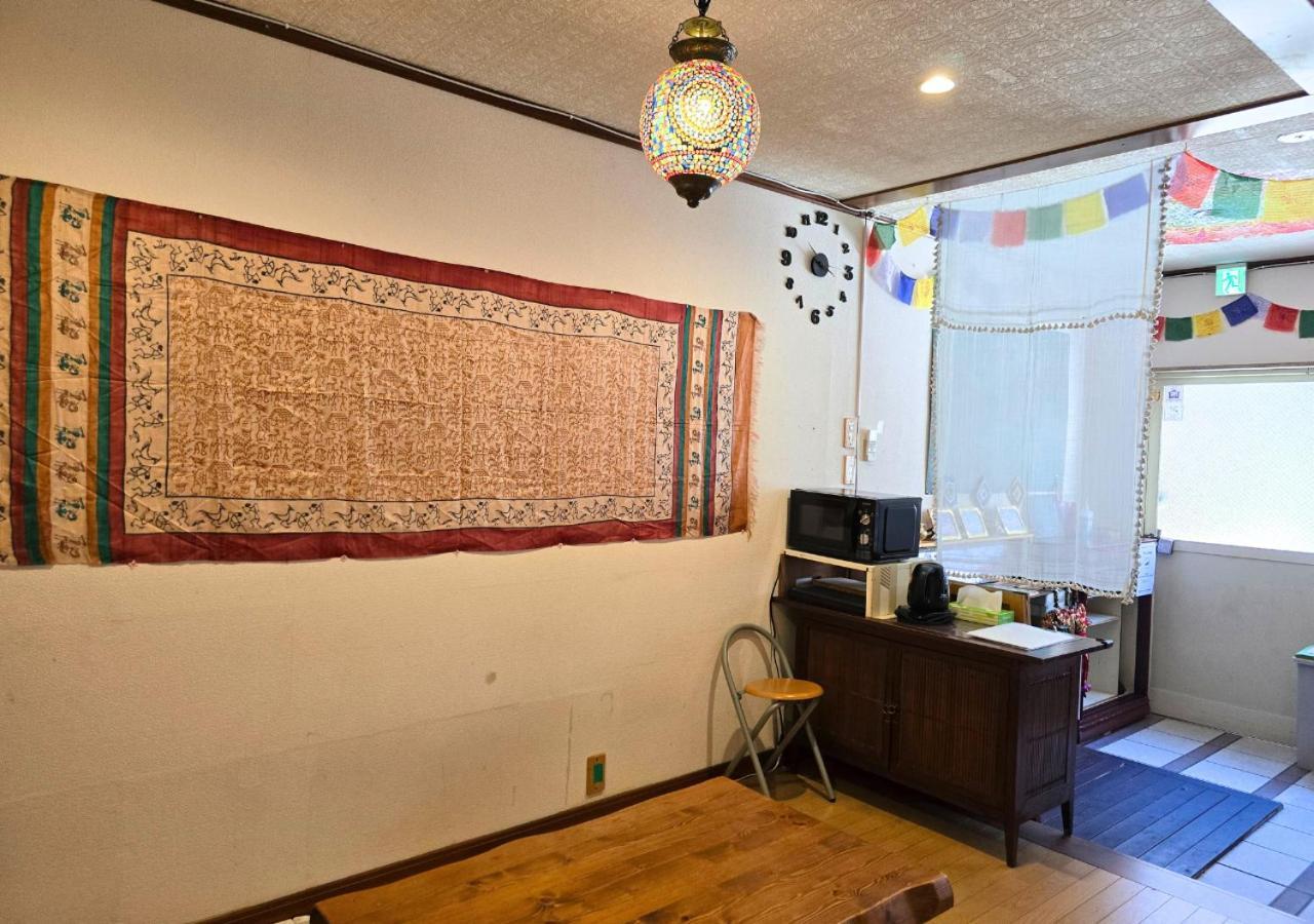 Santana Guest House Ōsaka Extérieur photo