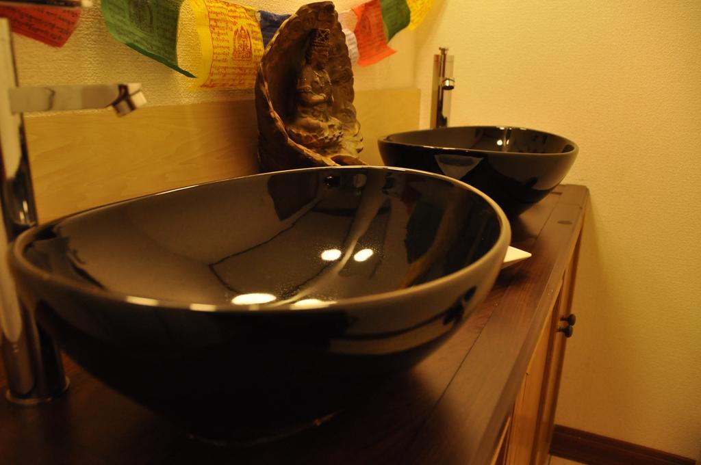 Santana Guest House Ōsaka Extérieur photo
